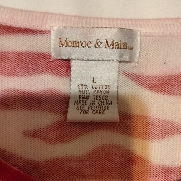 **2/$10**Monroe and main red zebra striped button down sweater sz L - Picture 4 of 5